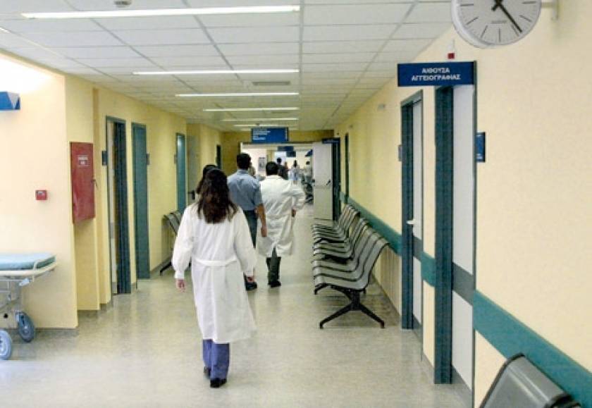 Hospital doctors to join in public-sector strike