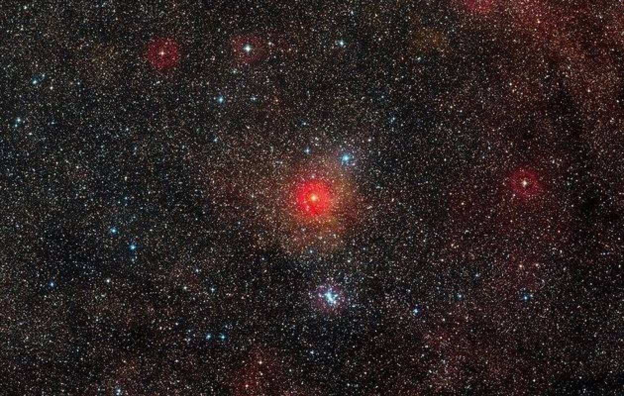 Ανακαλύφθηκε αστέρι 1.300 φορές μεγαλύτερο από τον Ήλιο