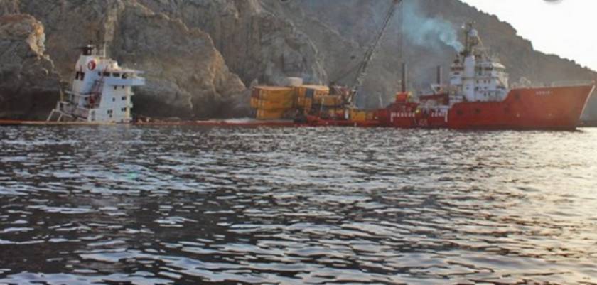 Μύκονος: Απάντληση καυσίμων από το τουρκικό πλοίο