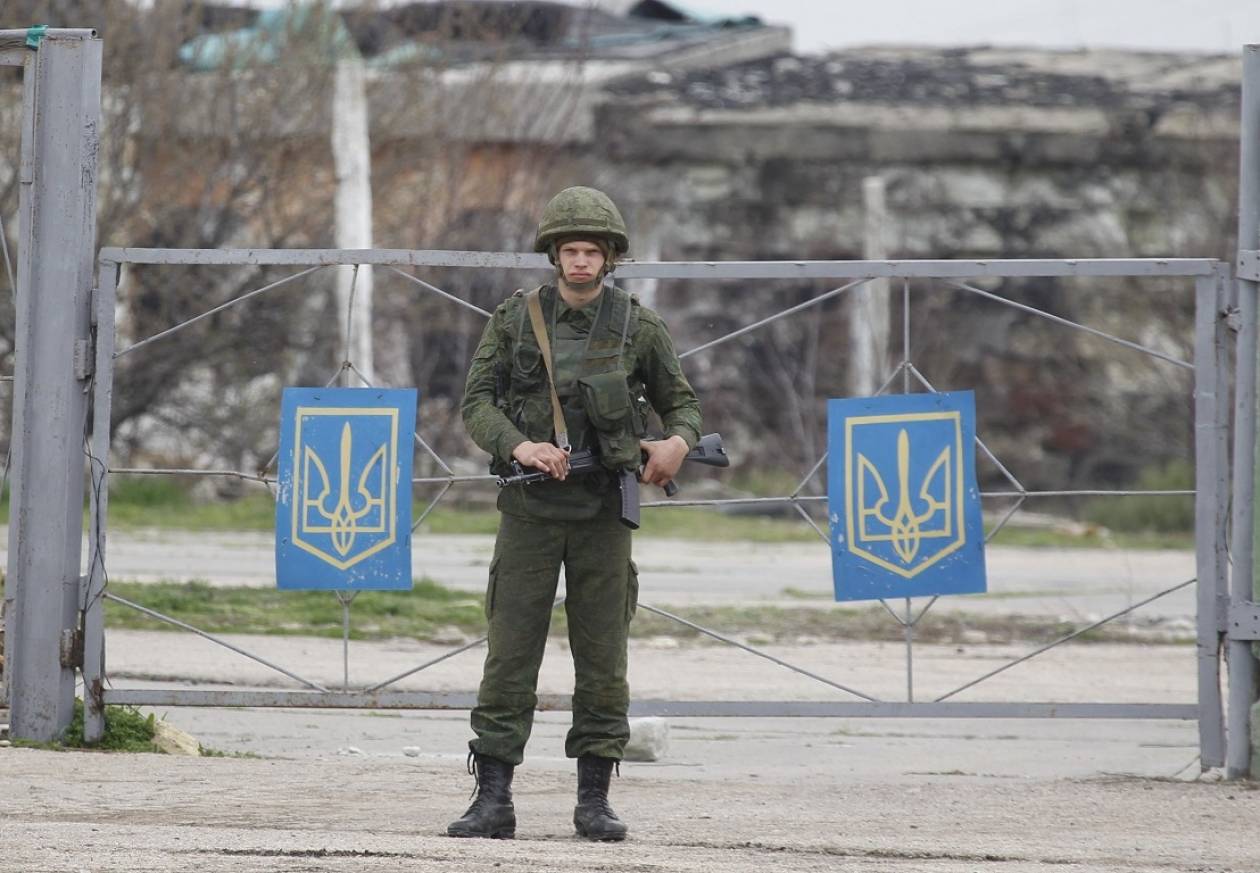 Κριμαία: Οι ουκρανικές στρατιωτικές μονάδες θα διαλυθούν