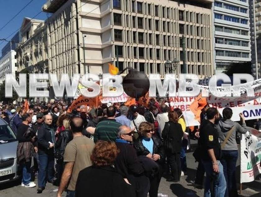 Ολοκληρώθηκε το συλλαλητήριο της ΑΔΕΔΥ - Άνοιξαν οι δρόμοι