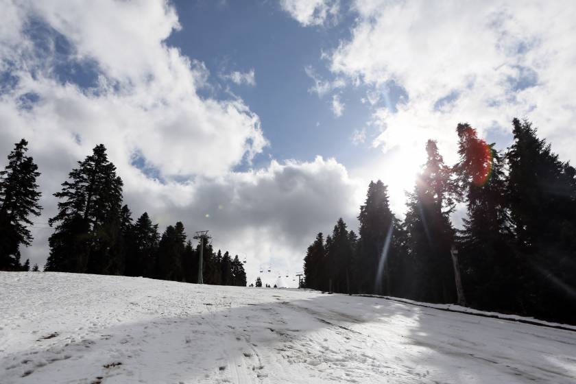 Ανοιχτά τα χιονοδρομικά κέντρα στην Κεντρική και Δυτική Μακεδονία