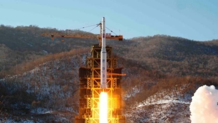 H Βόρεια Κορέα εκτόξευσε 30 πυραύλους κοντά στη Νότια Κορέα