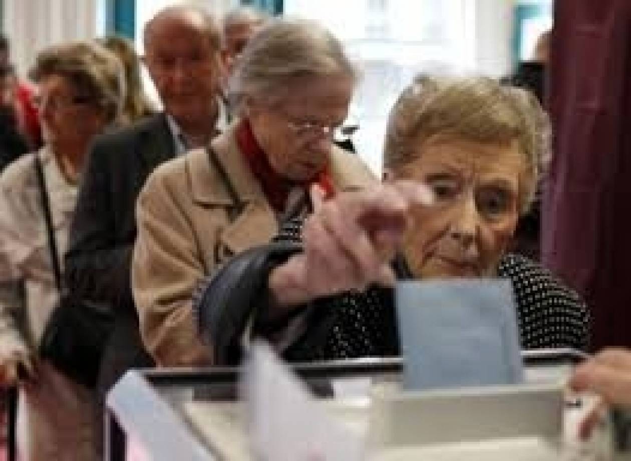 Γαλλία: Χαμηλή συμμετοχή στις δημοτικές εκλογές