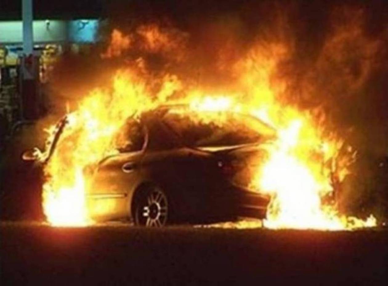 Έκαψαν όχημα της πρεσβείας της Ρωσίας στην Ελλάδα