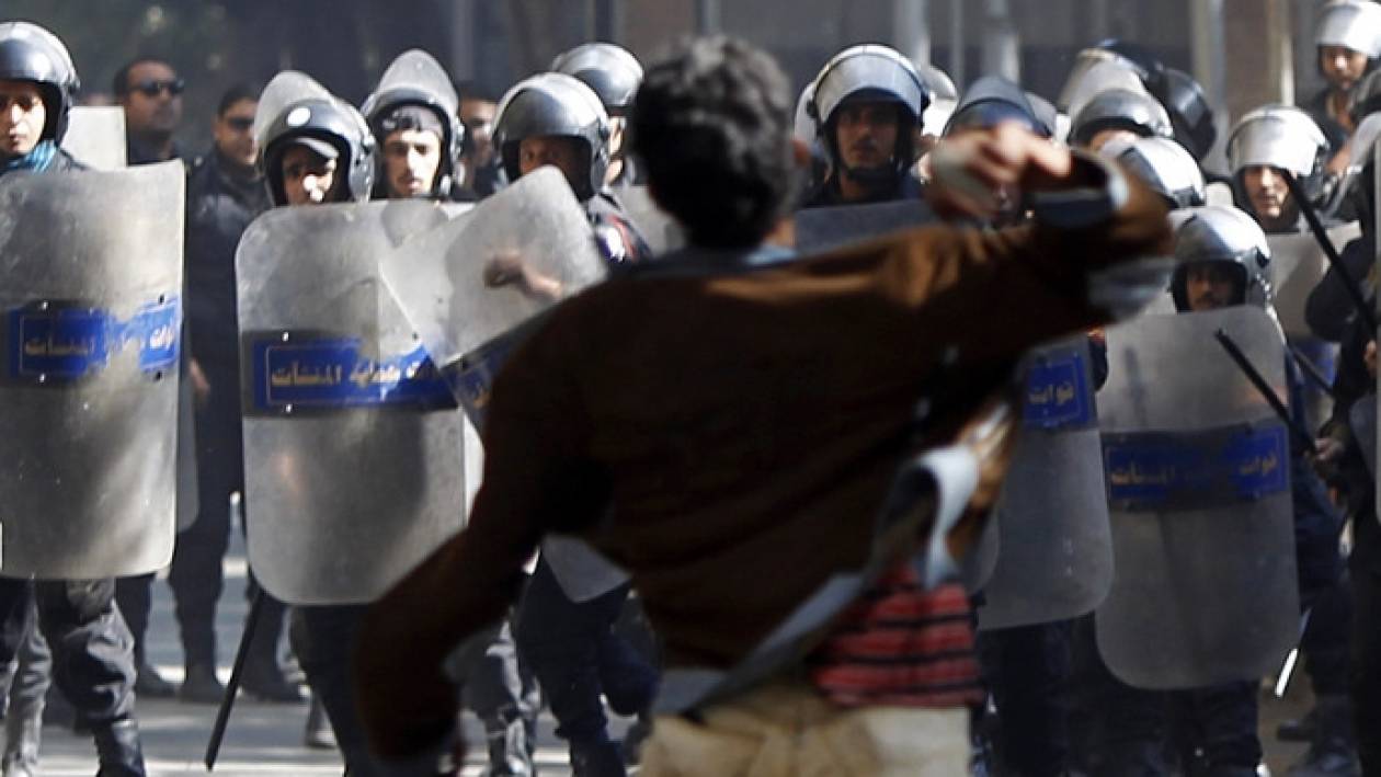 Αίγυπτος: Χρήση δακρυγόνων σε διαδηλωτές