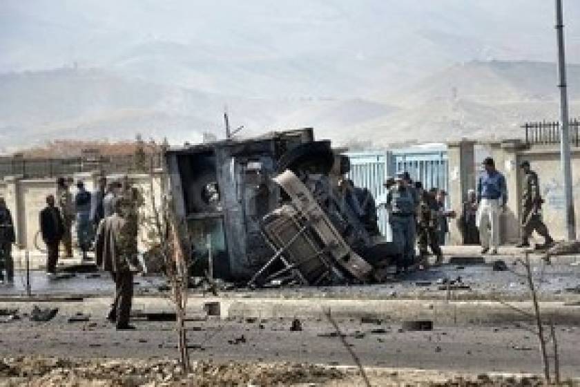 Αφγανιστάν: Δεκαέξι νεκροί σε επιθέσεις ενόπλων
