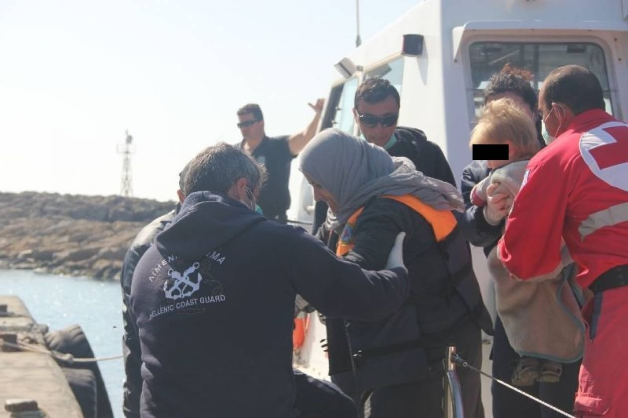 Κρήτη: Στα Χανιά οι 345 διασωθέντες αλλοδαποί (pics)