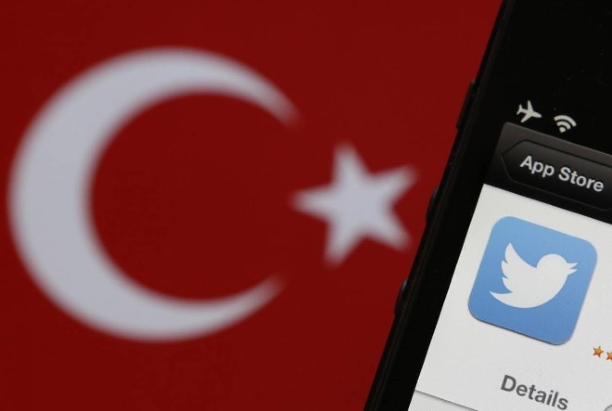 Τουρκία: Πιέσεις για άρση της απαγόρευσης του Twitter
