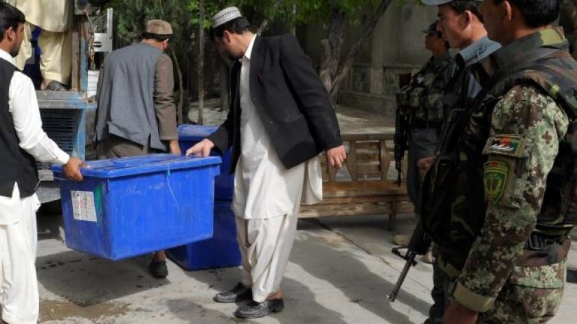 Αφγανιστάν: 4 τραυματίες από έκρηξη σε εκλογικό κέντρο