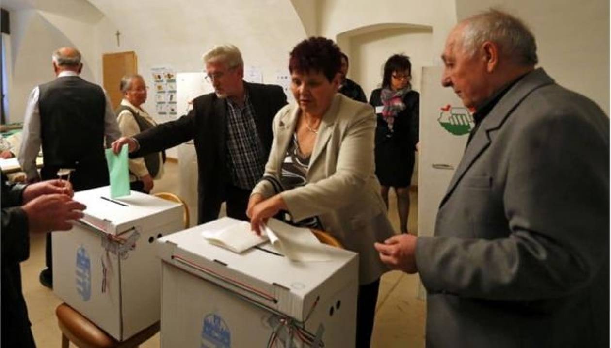 Ουγγαρία: Τα έξιτ πολ προβλέπουν σαρωτική νίκη του δεξιού Fidesz