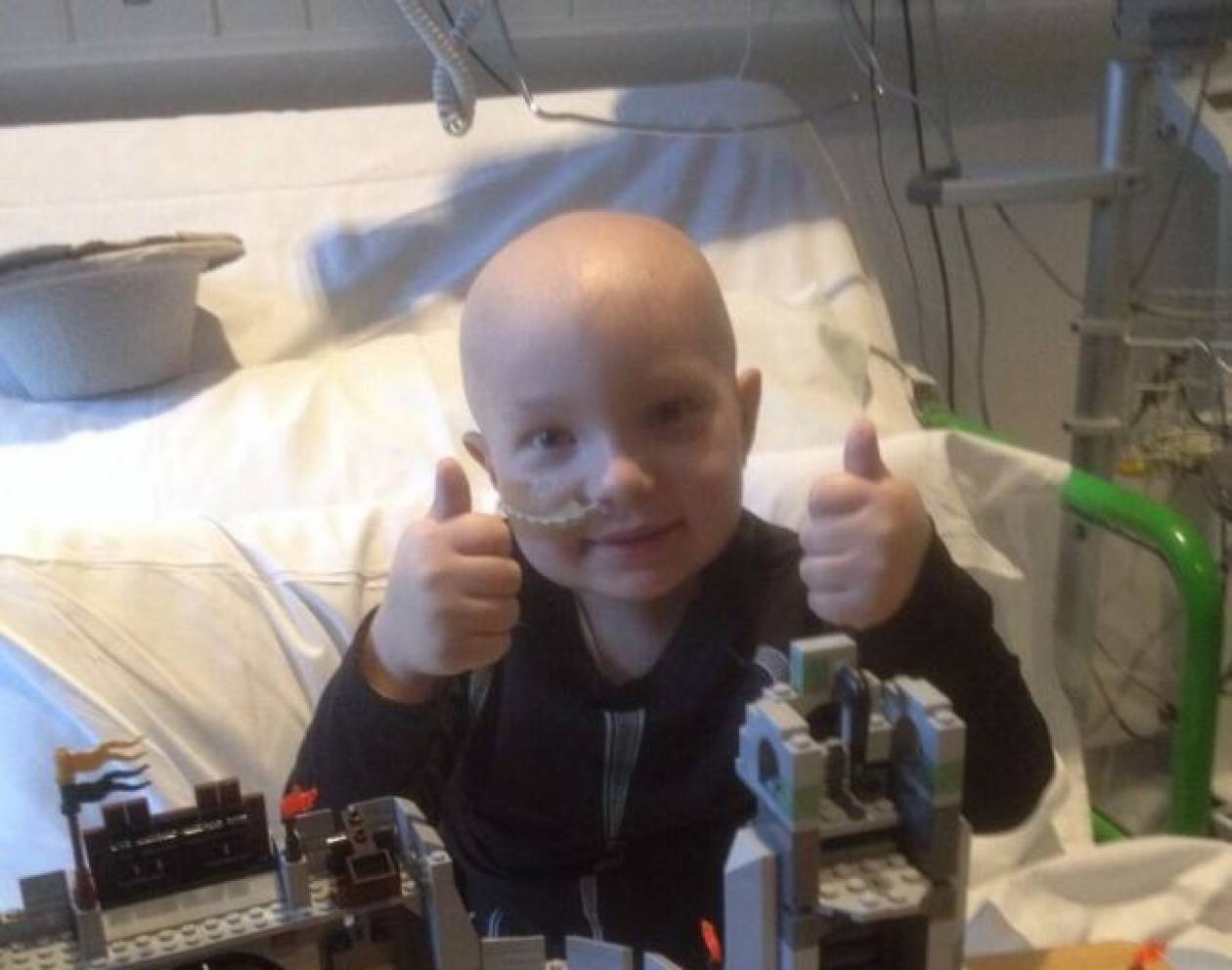 Βρετανία: 7χρονος νίκησε δύο φορές τον καρκίνο! (photos)