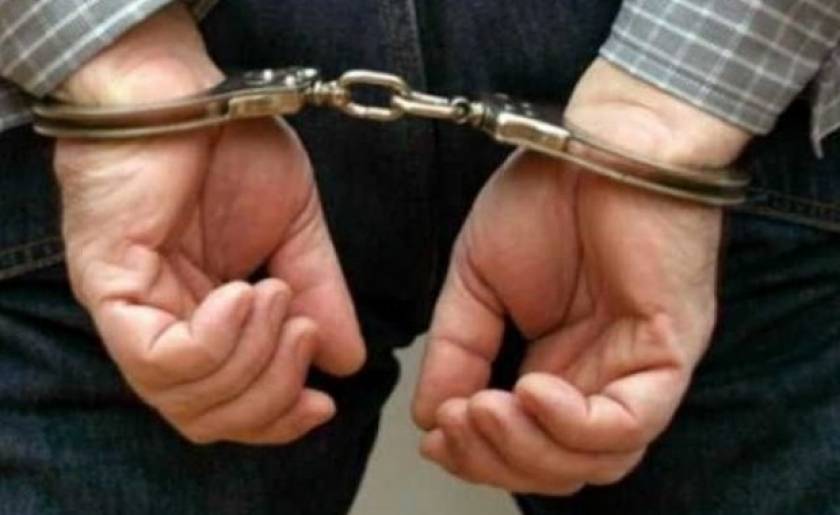 Συνελήφθησαν δύο άτομα στο Αγρίνιο για εκβίαση