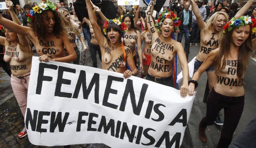 Γαλλία: Οι ακτιβίστριες της Femen διαδήλωσαν κατά του φασισμού