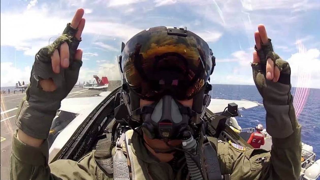 Γίνε και εσύ πιλότος μαχητικού αεροσκάφους! (video)
