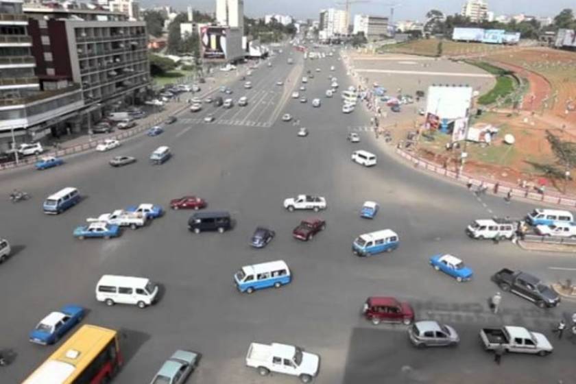 Χαοτική διασταύρωση στην Αιθιοπία (video)