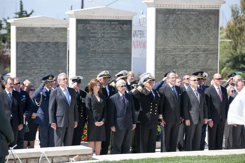 Ο Αβραμόπουλος στην ετήσια επιμνημόσυνη δέηση για την ημέρα ANZAC