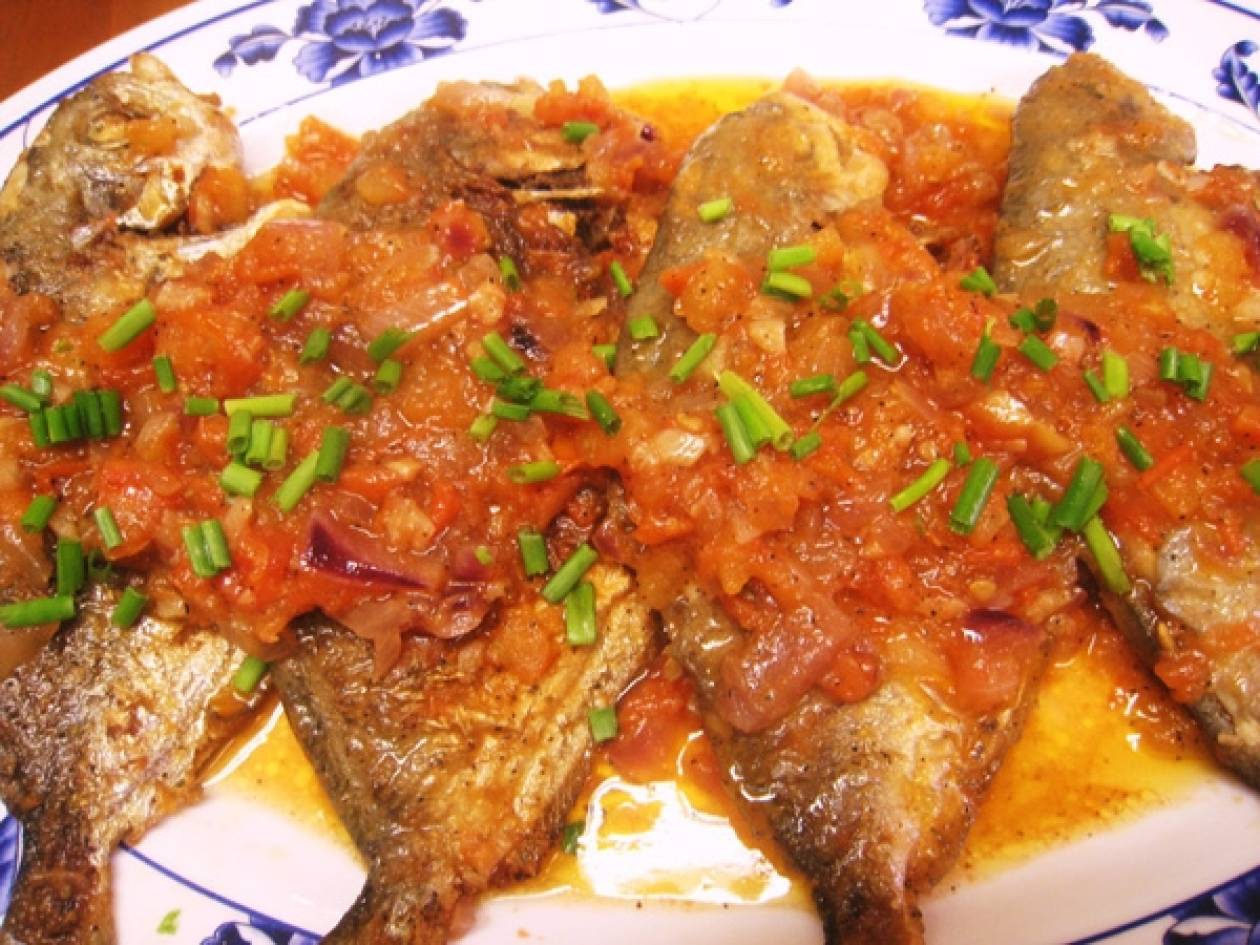 Συνταγή για ψάρια σαβόρ (μαρινάτα)
