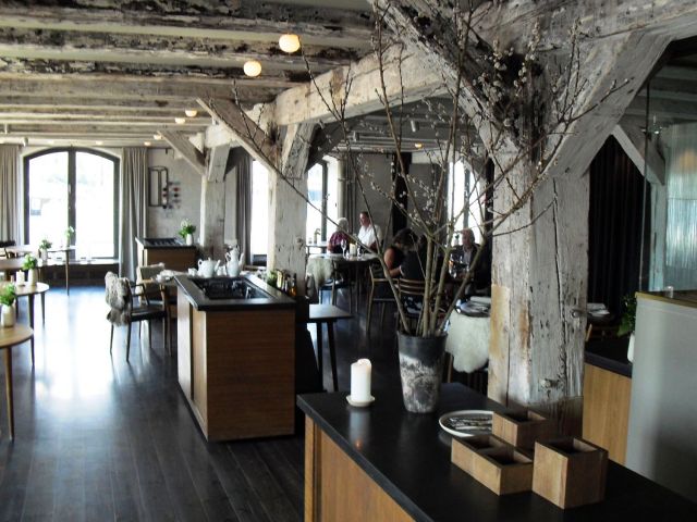 Noma-Restaurant Wonderful-interior-design 13654