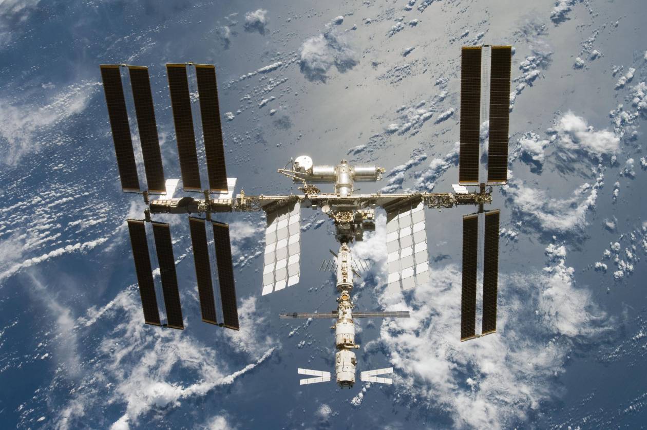 Ρωσία: «Οι ΗΠΑ θα αφήσουν έκθετους τους αστροναύτες της»