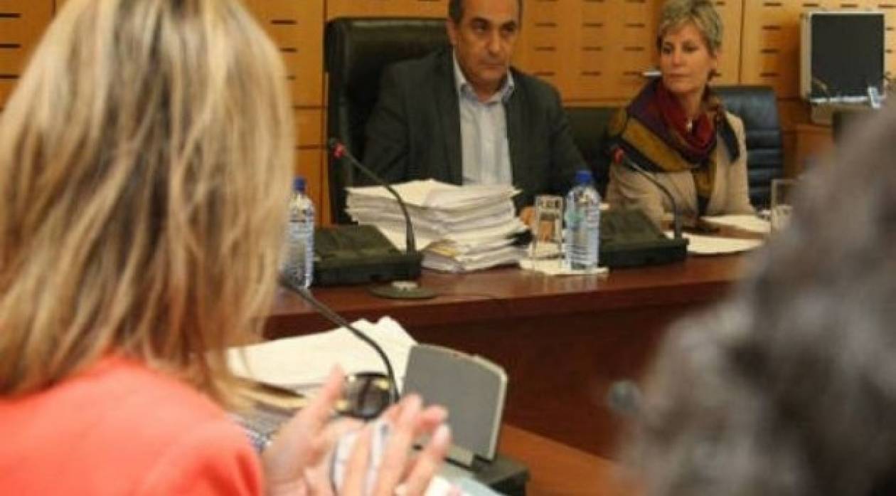Επ. Θεσμών Κύπρου: Οι καταθέτες στο εξωτερικό θα δημοσιευτούν αργότερα