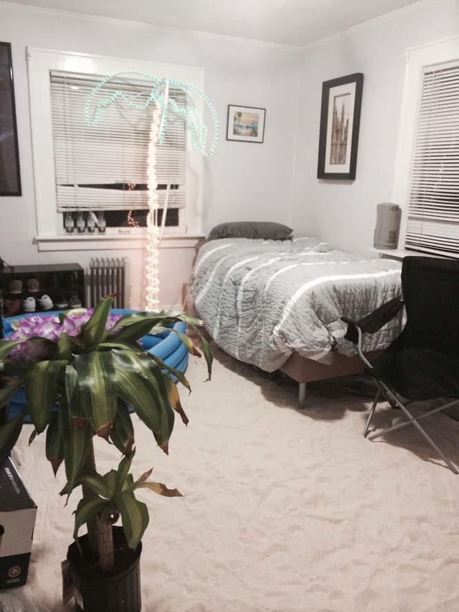 Μετέτρεψαν το δωμάτιο του φίλου τους σε… παραλία (pics)