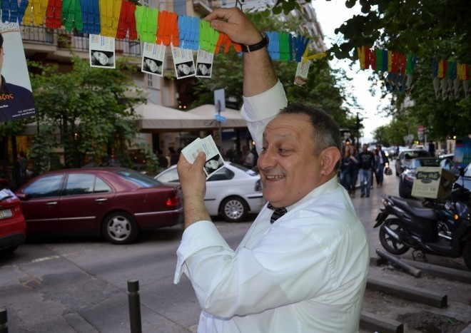 «Έδωσε ρέστα» ο Θεσσαλονικιός: Δε φαντάζεστε που κρέμασε τους υποψηφίους (pic)