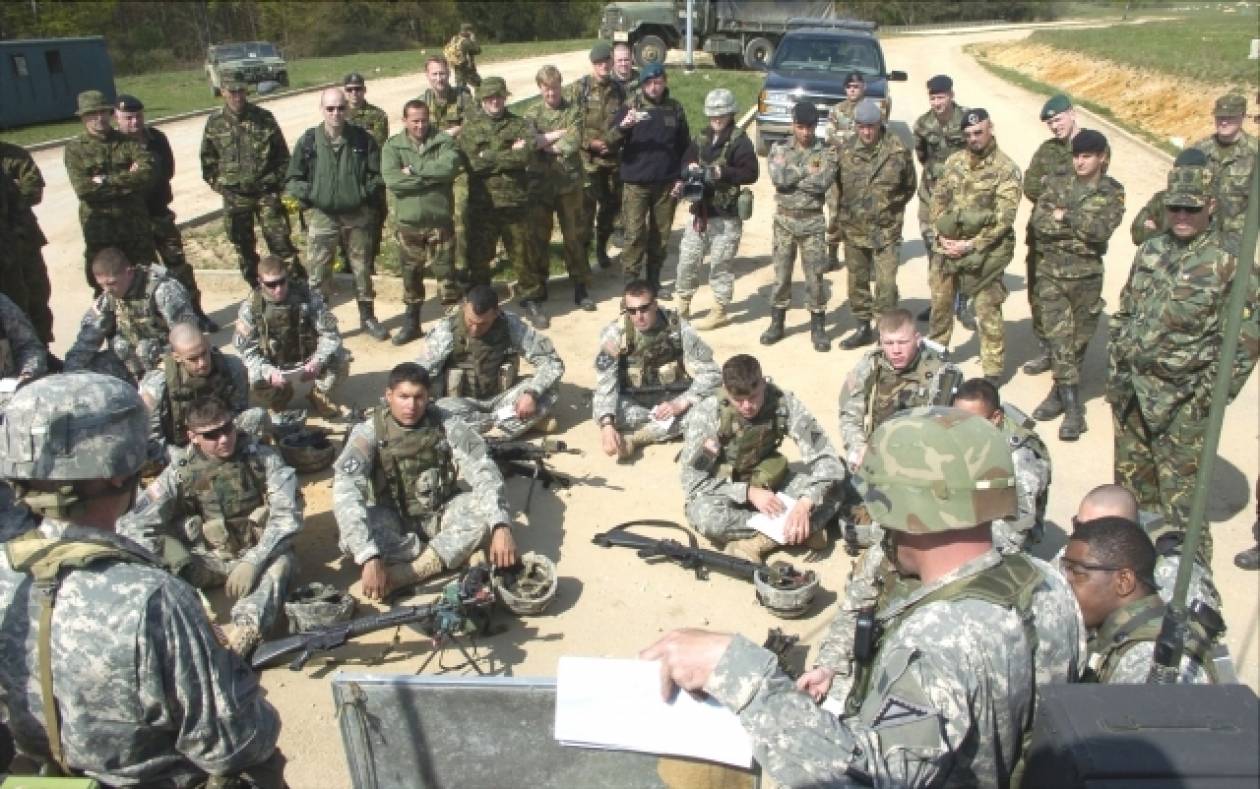 Το ΝΑΤΟ αφήνει ανοιχτό το ενδεχόμενο να τοποθετήσει στρατεύματα στην ανατολική Ευρώπη