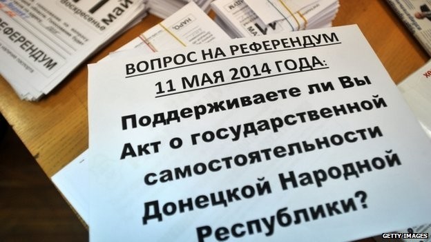 Ουκρανία: Εν μέσω πυρών άνοιξαν οι κάλπες για τα δημοψηφίσματα (pics)