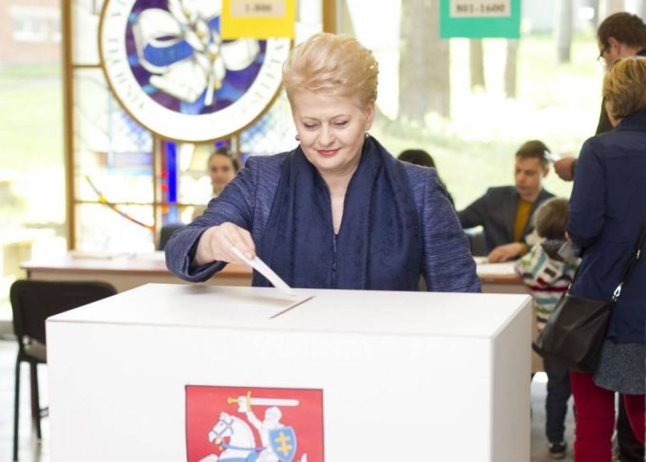 Μεγάλο προβάδισμα για τη Γκριμπαουσκάιτε στις προεδρικές εκλογές της Λιθουανίας