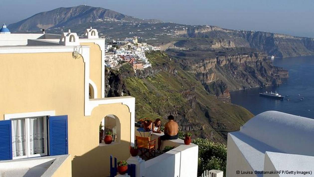 ΣΕΤΕ: Νέο ρεκόρ αφίξεων τουριστών στην Ελλάδα
