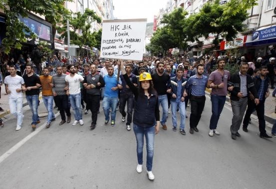Τουρκία: 299 οι νεκροί στο ορυχείο της Σόμα  (pics)