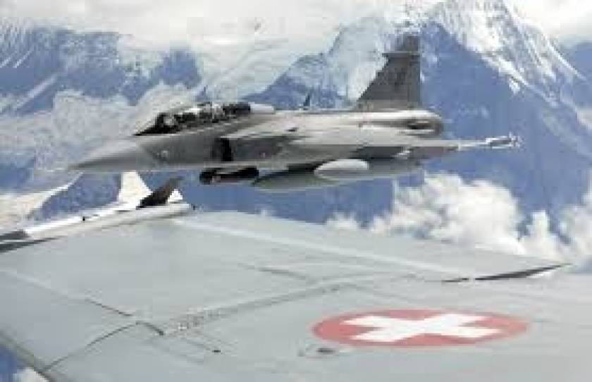 Ελβετία:Ψήφισαν «όχι» στην αγορά νέων μαχητικών αεροσκαφών