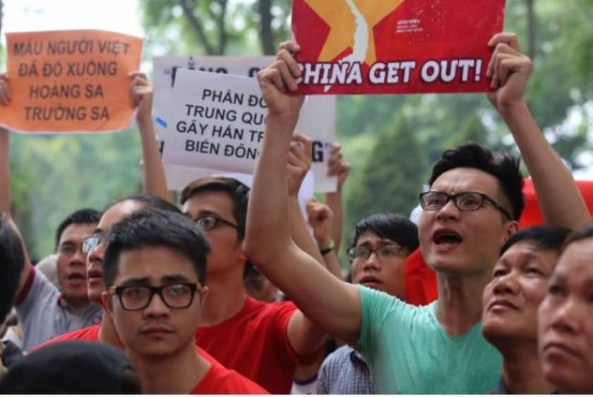 Κίνα: Απομακρύνει τους πολίτες της από το Βιετνάμ
