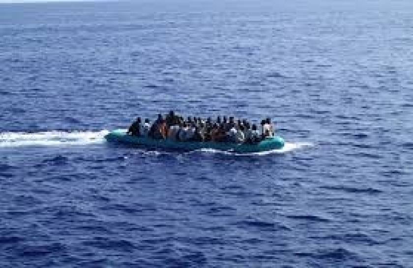 Πάνω από 100 παιδιά διασώθηκαν από βάρκες με μετανάστες νότια της Ιταλίας