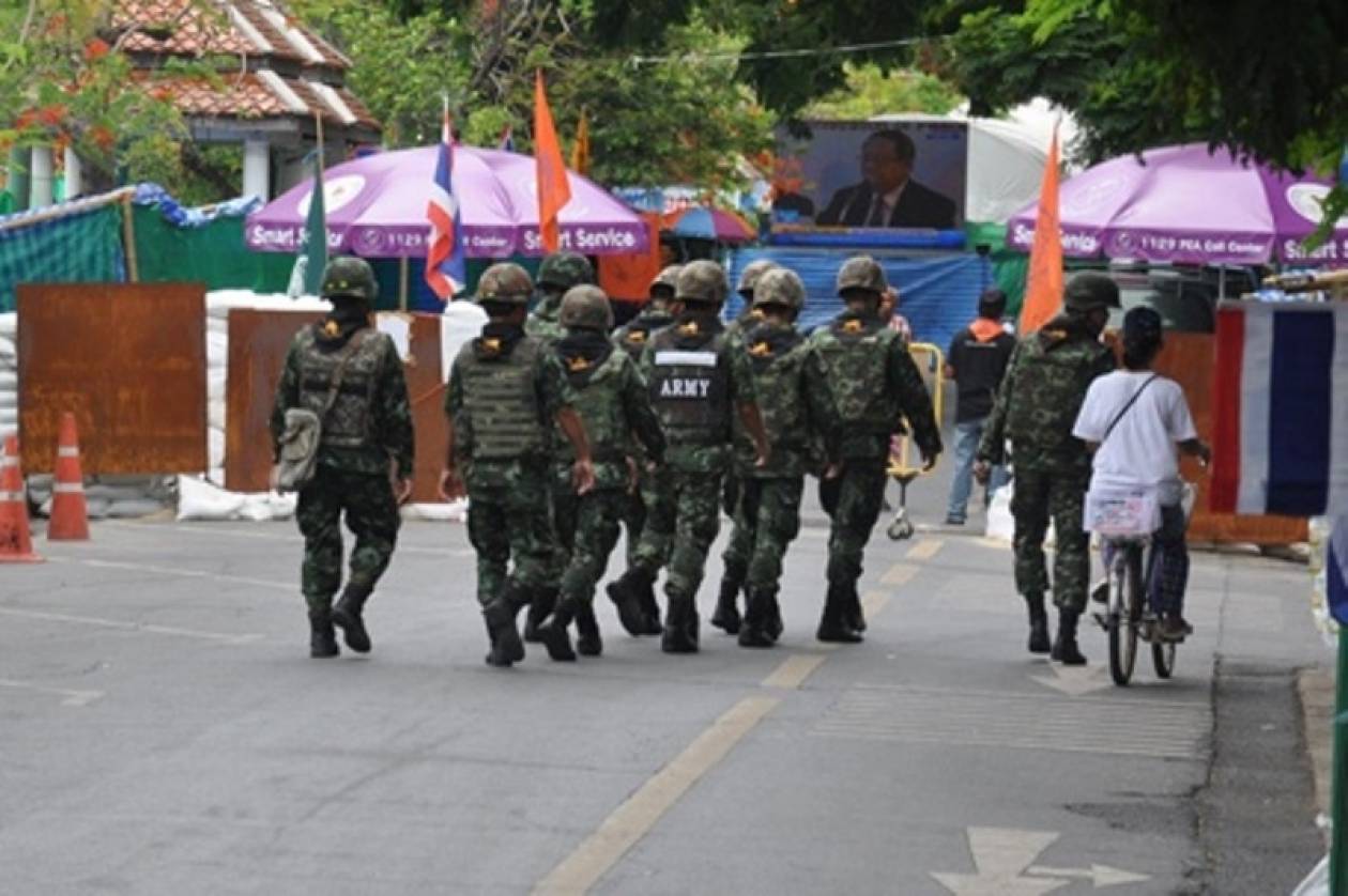Ταϊλάνδη: Στρατιωτικός νόμος μέχρι να αποκατασταθεί η τάξη