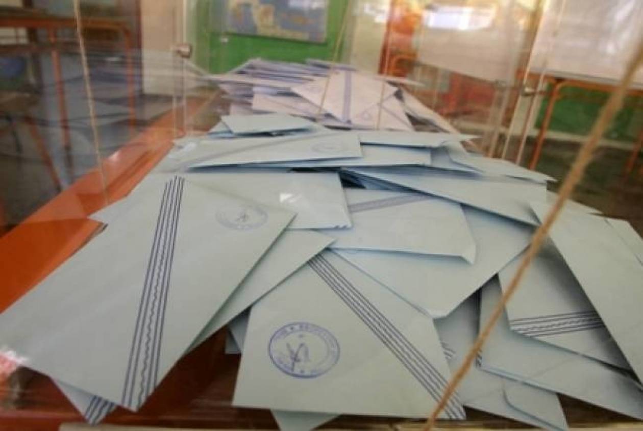 Εκλογές 2014 - Καλάβρυτα: Δεν φαντάζεστε τι βρέθηκε μέσα στο ψηφοδέλτιο!