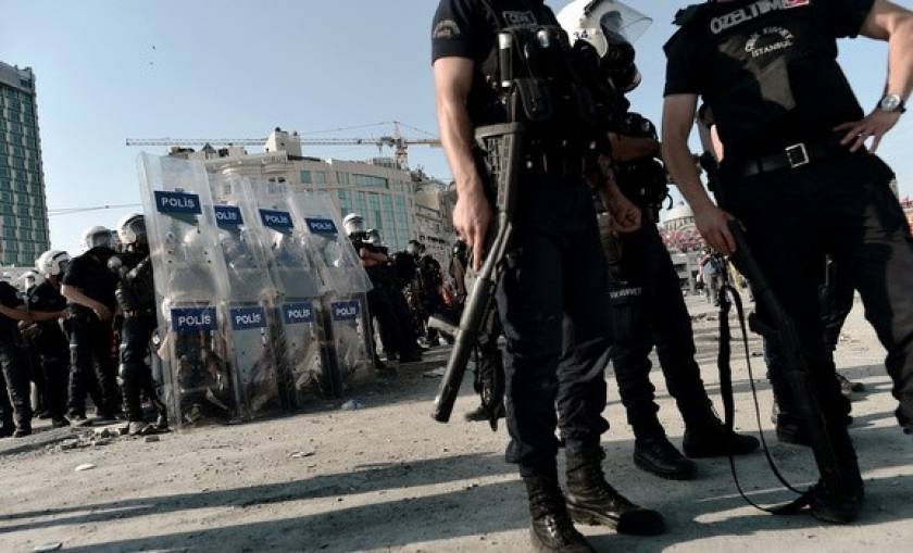 Τουρκία: Συγκρούσεις διαδηλωτών - αστυνομικών με έναν τραυματία