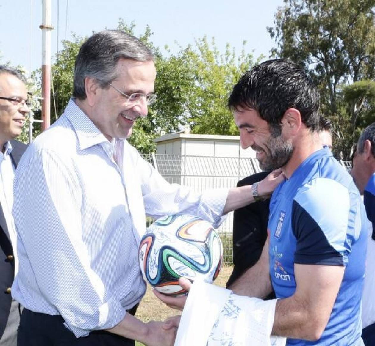 Επίσκεψη στην Εθνική ποδοσφαίρου ο Αντώνης Σαμαράς