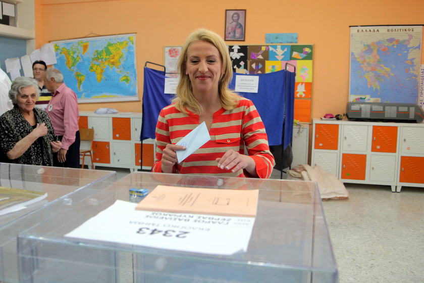 Εκλογές 2014: Μηνύματα νίκης από Τσίπρα - Σακελλαρίδη - Δούρου (pics&vid)
