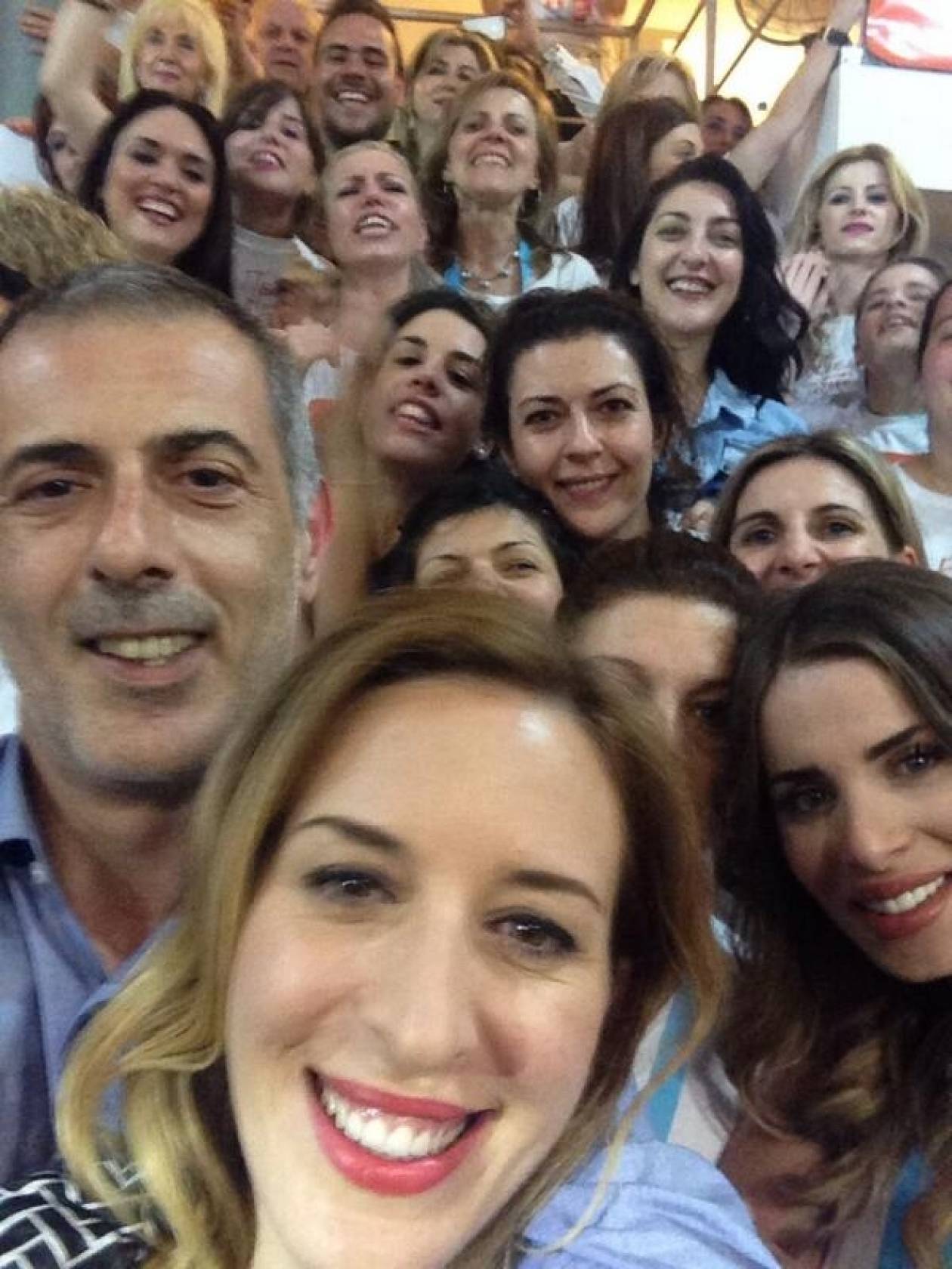 Δημοτικές εκλογές 2014: Γ. Μώραλης - «Όλος ο Πειραιάς, χαμόγελα!»