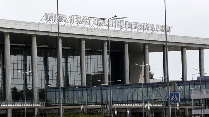 Ουκρανία: Πυροβολισμοί στο αεροδρόμιο του Ντόνετσκ (pics+ video)
