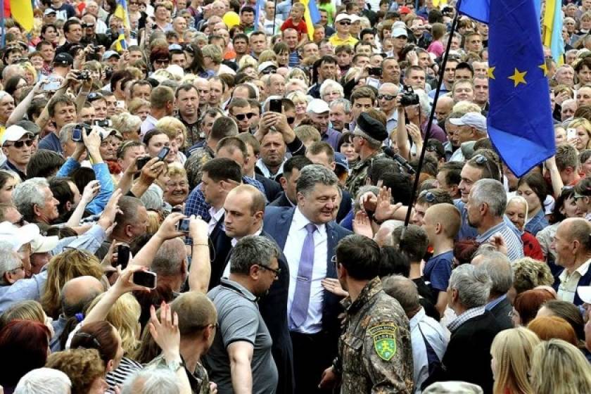 Χαιρετίζουν τη διεξαγωγή εκλογών στην Ουκρανία οι διεθνείς παρατηρητές