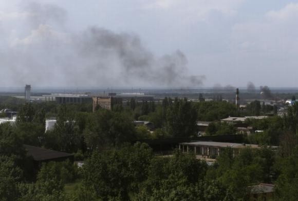 Ουκρανία: Ξεπερνούν τους 100 οι νεκροί στο Ντόνετσκ (pics+ video)