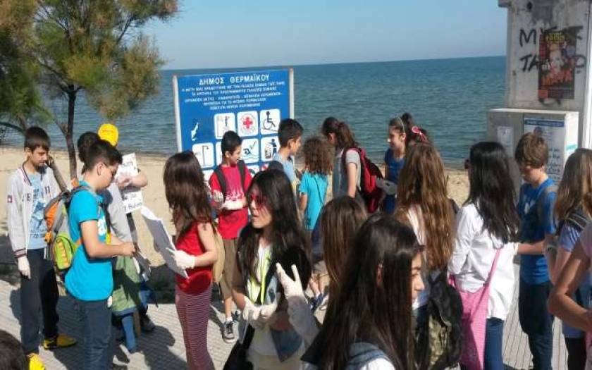 Θεσσαλονίκη: Εθελοντικός καθαρισμός ακτής σε Περαία και Ν. Επιβάτες