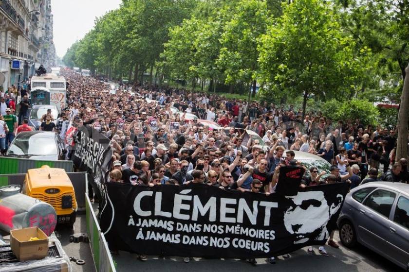 Γαλλία: Μεγάλες διαδηλώσεις εναντίον της ακροδεξιάς