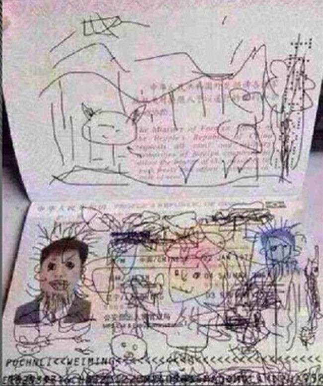 Κίνα: Ζωγράφισε το διαβατήριο του πατέρα του στις διακοπές! (photo) 