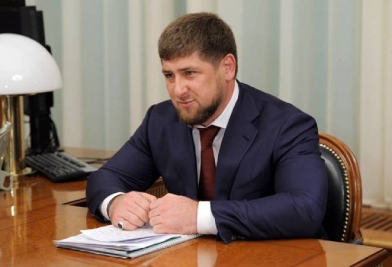 Ο ηγέτης της Τσετσενίας Καντίροφ αρνήθηκε ότι απέστειλε μαχητές