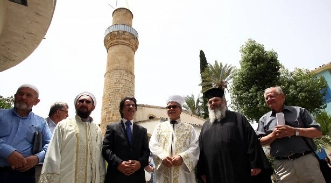 Κύπρος: Δέηση του μουφτή στο τέμενος Ταχτακαλέ μετά από 51 χρόνια