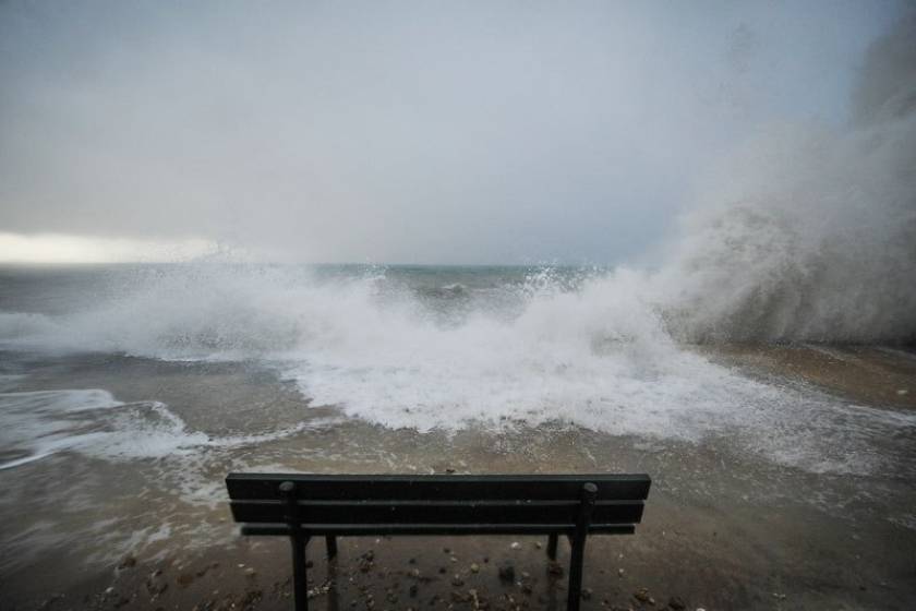 Προβλήματα στην Κρήτη από τους σφοδρούς ανέμους